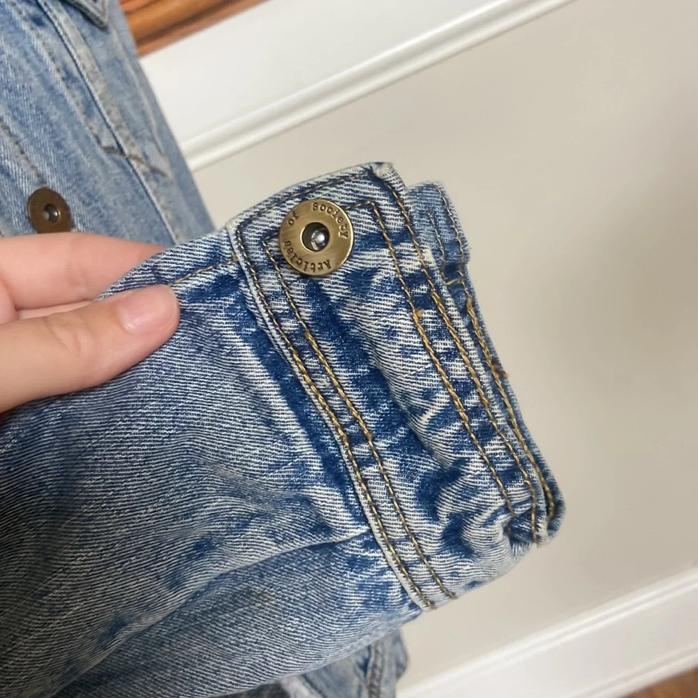 Jean Jacket - Picture 4 of 8